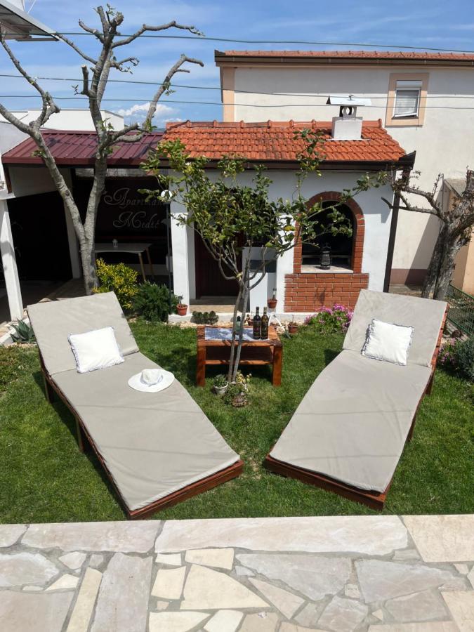 Drače Apartments Medic מראה חיצוני תמונה