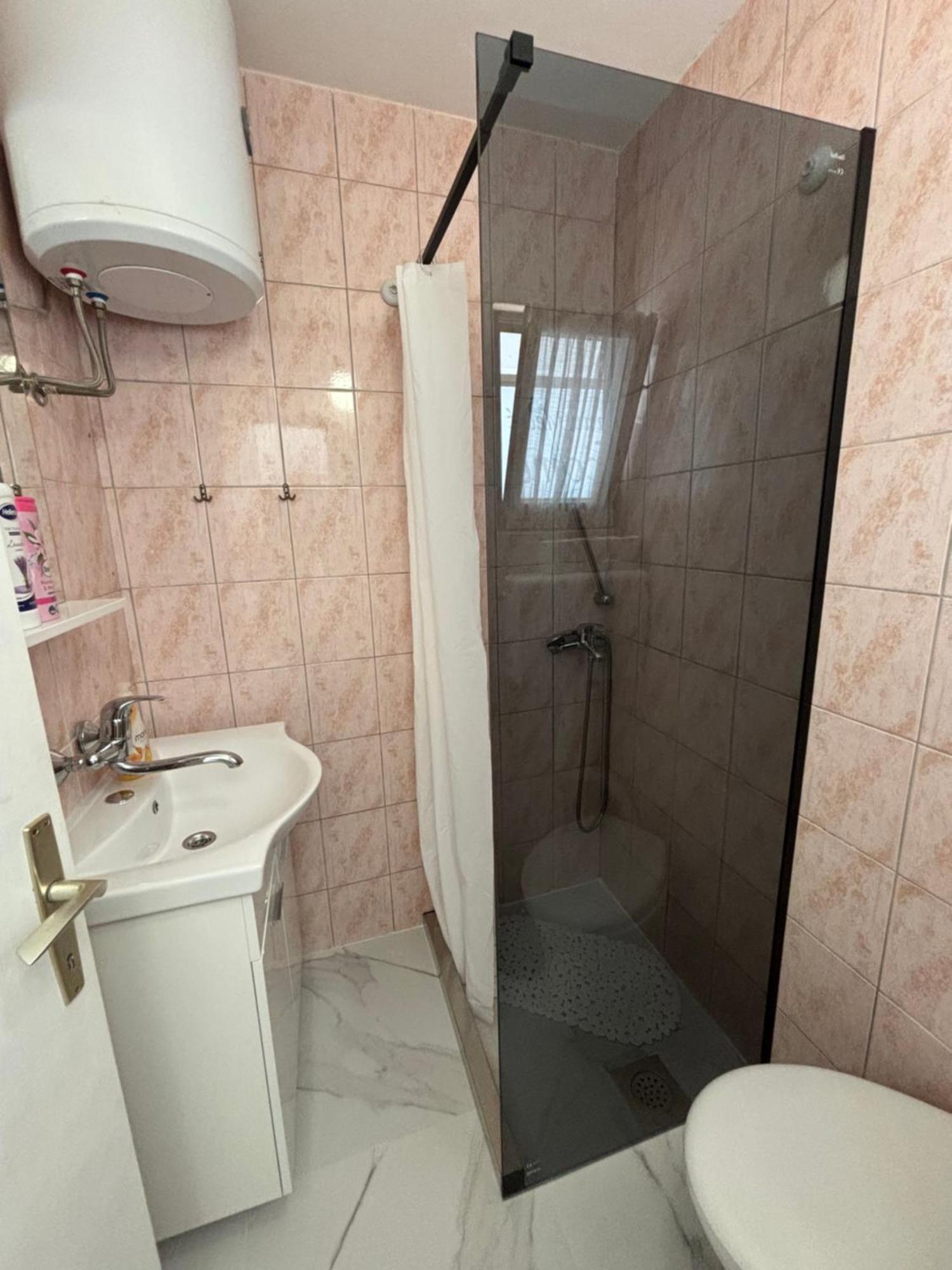 Drače Apartments Medic מראה חיצוני תמונה
