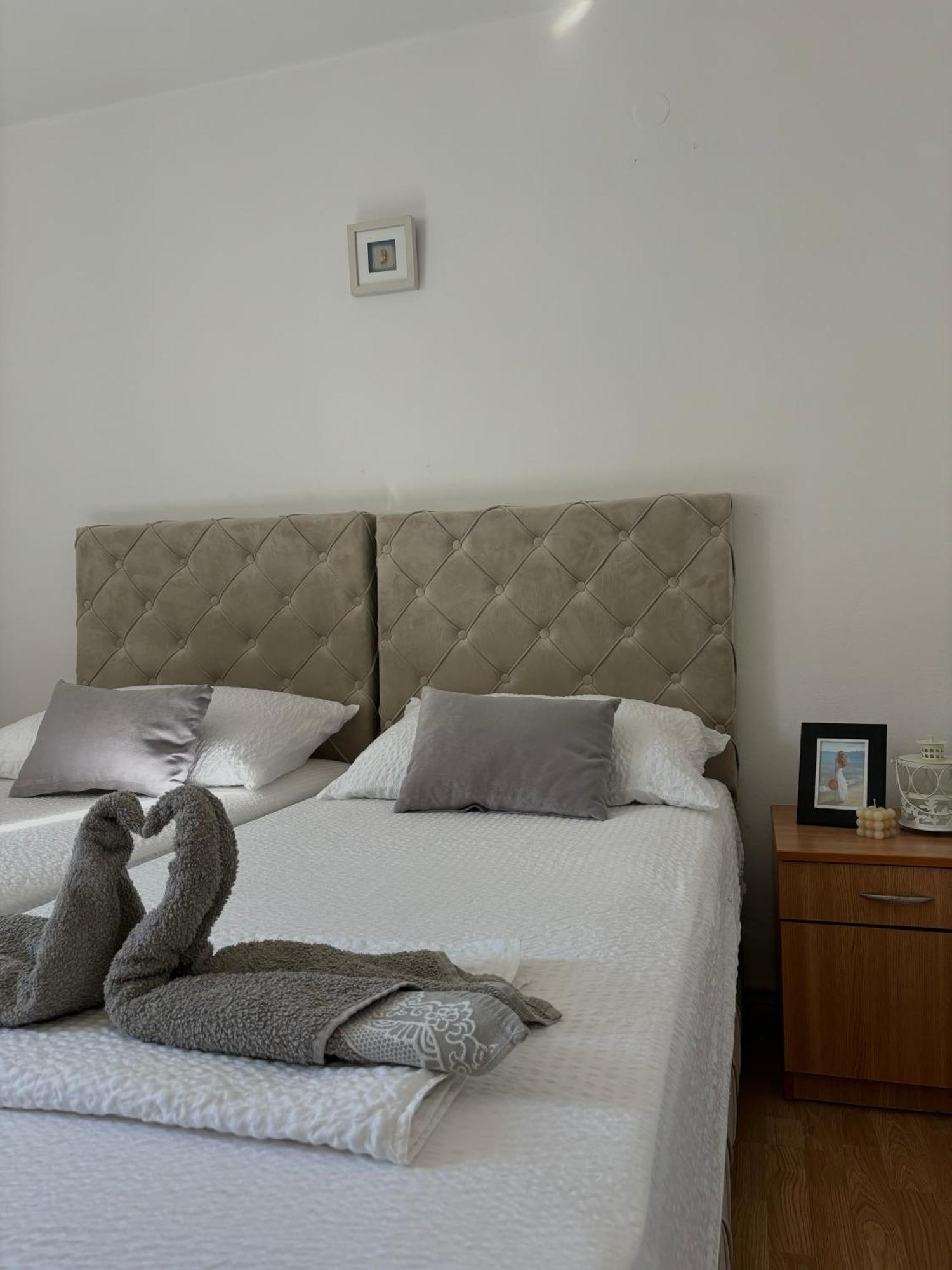 Drače Apartments Medic מראה חיצוני תמונה
