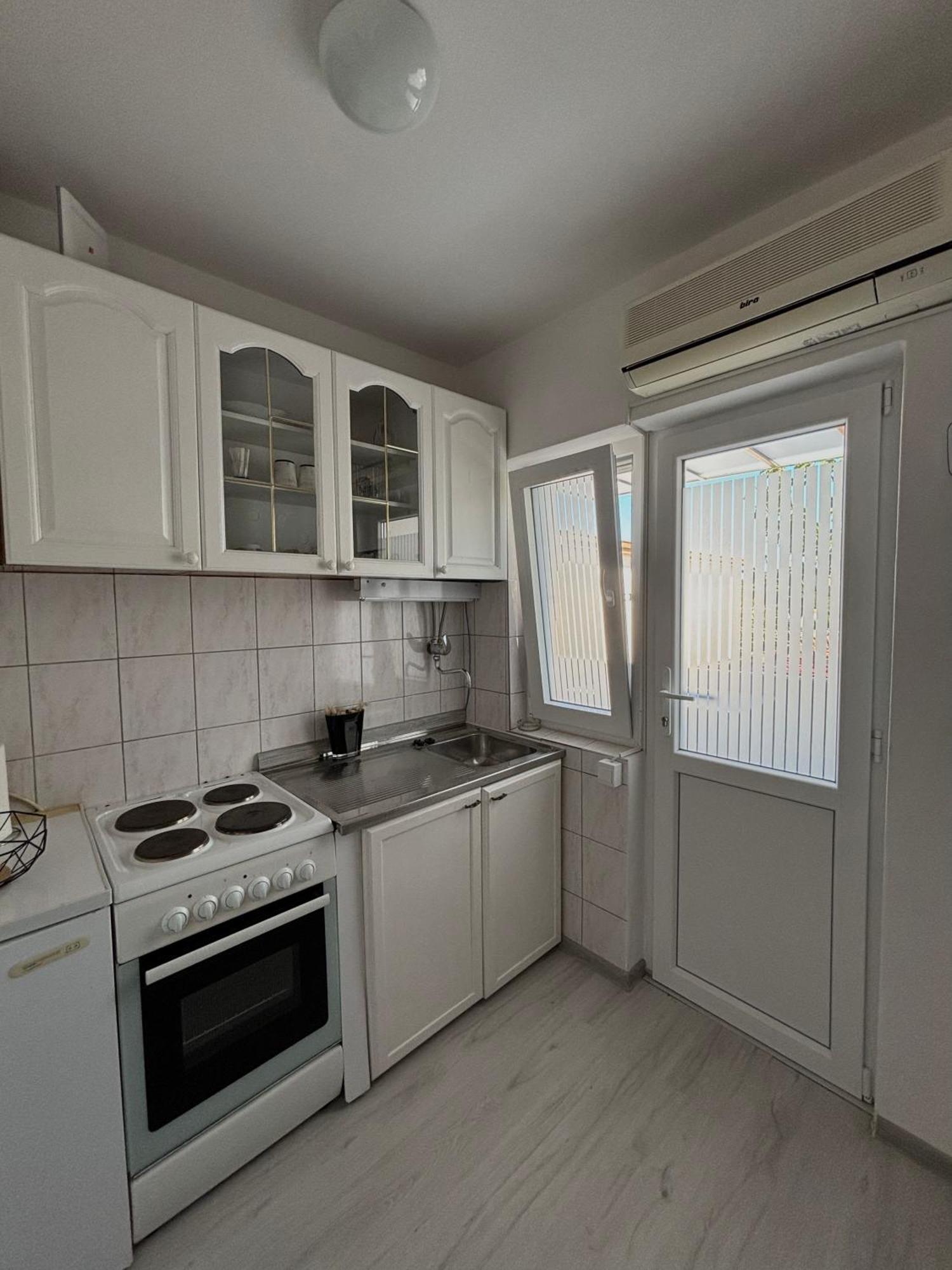 Drače Apartments Medic מראה חיצוני תמונה